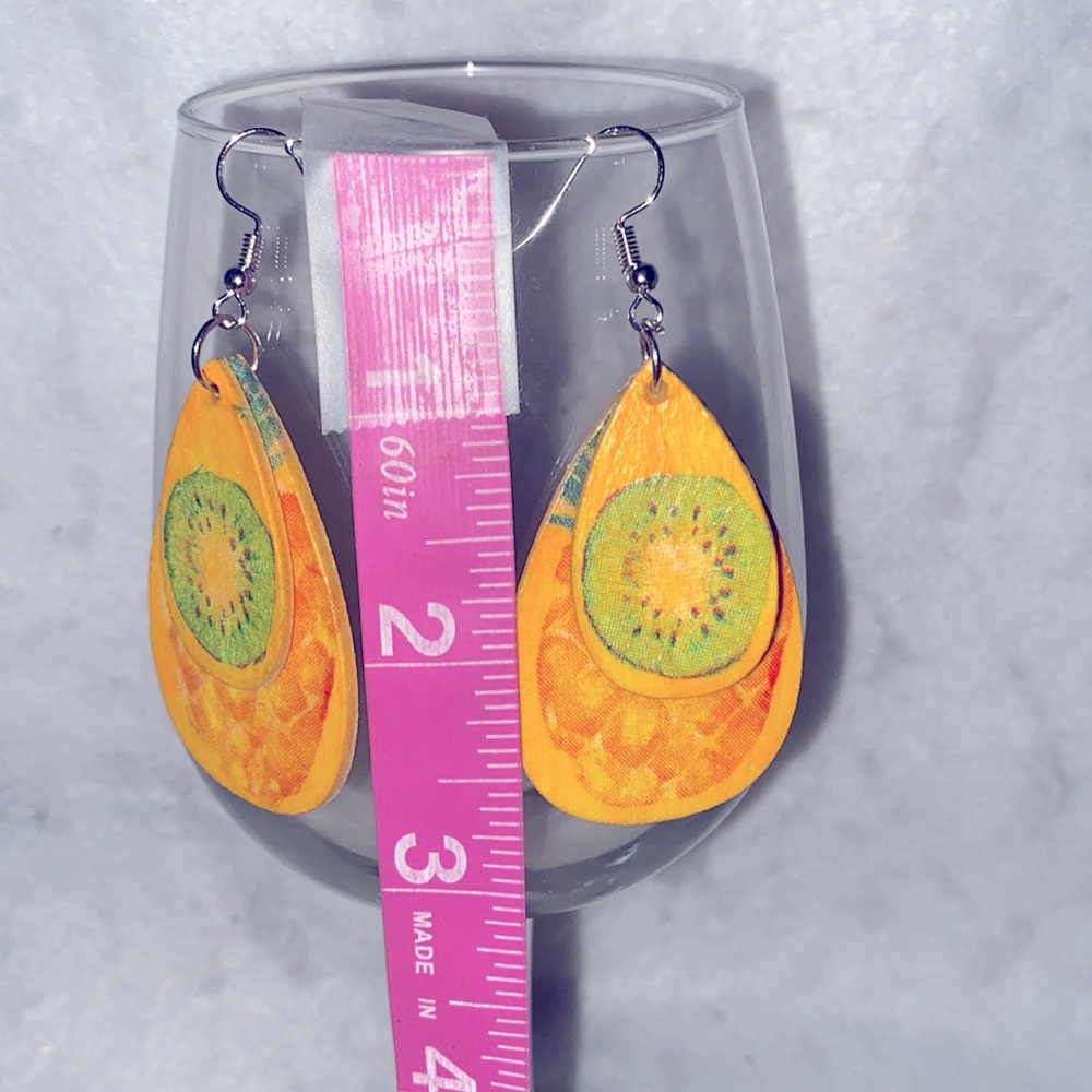 Lightweight Wooden Tropical Theme Dangling Pierced Earrings - Picture 6 of 6